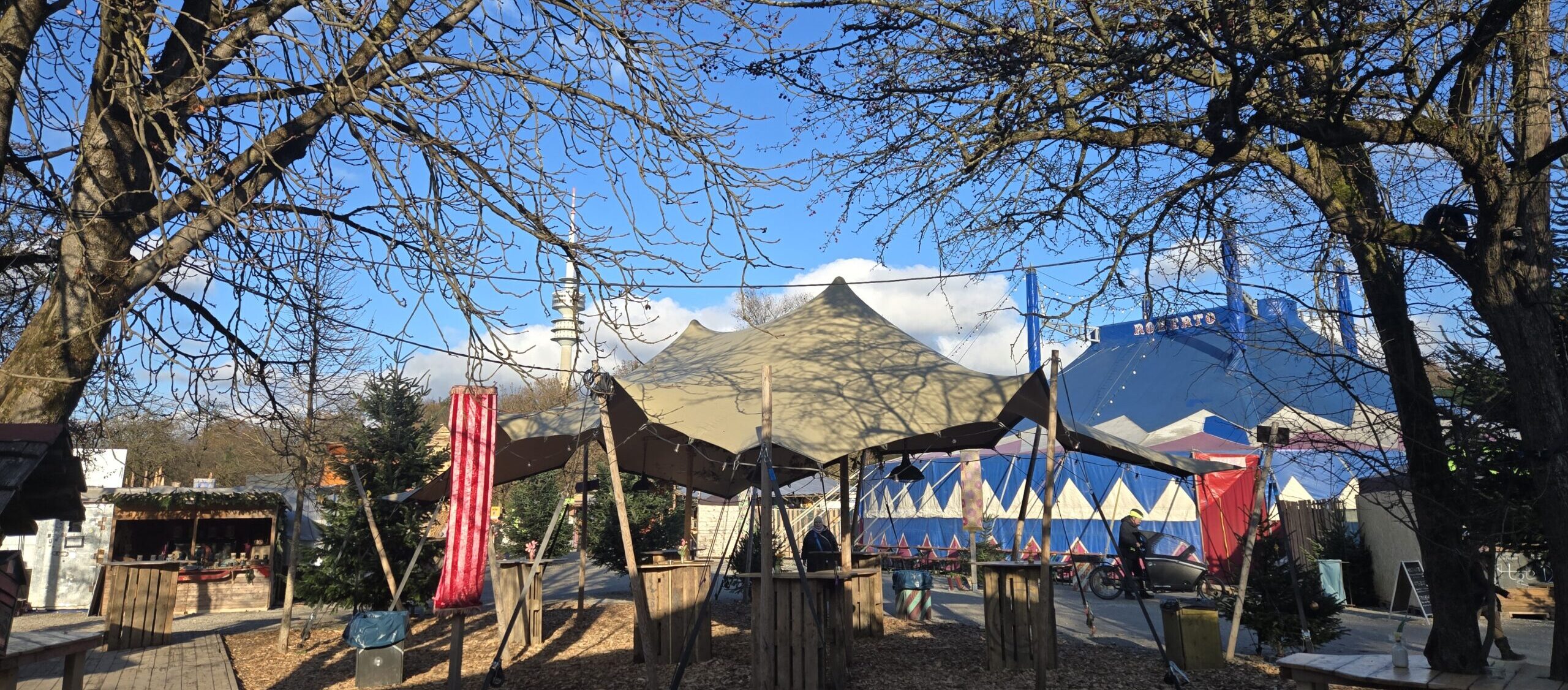 Märchenbazar Weihnachtsmarkt Olympiapark Süd